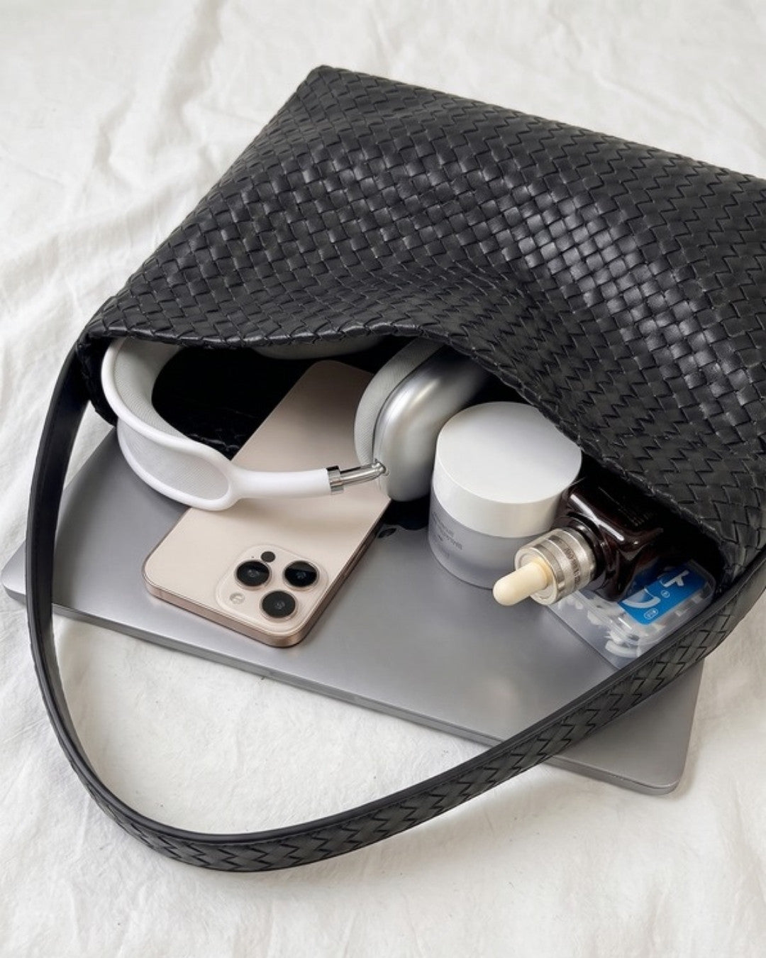 Rosalina Hand Woven Bag Black