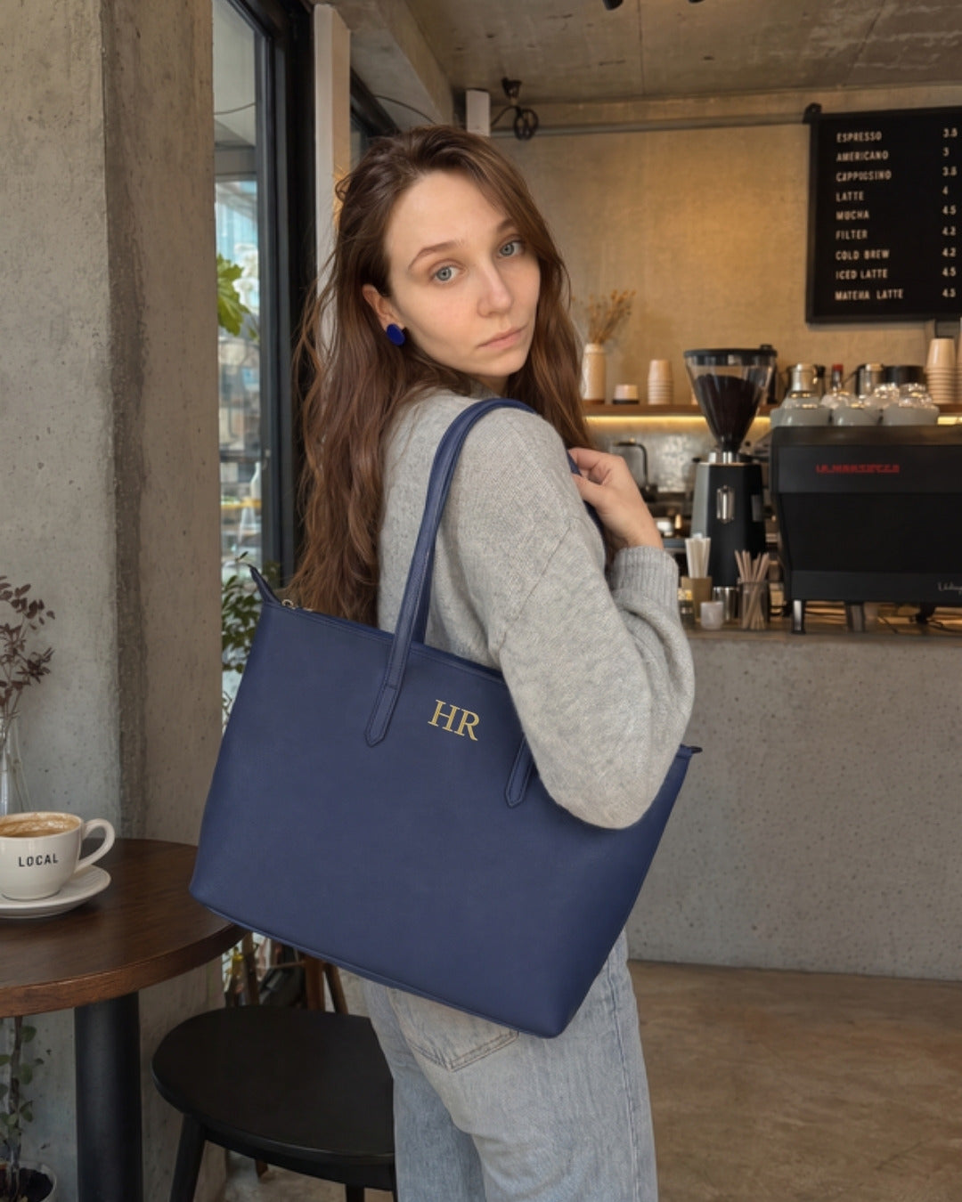 Lucia Shoulder bag in blue — Lilly Carry