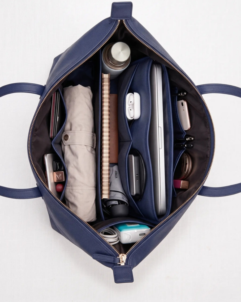Lucia Shoulder bag in blue — Lilly Carry