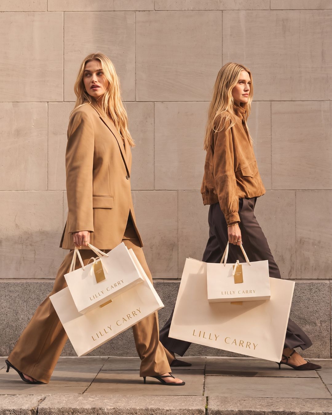 Lilly Carry Signature Mama Bag | Bourgondy + Gold